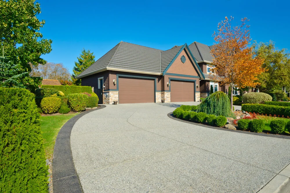Concrete Driveway Edging: Options and What They Do